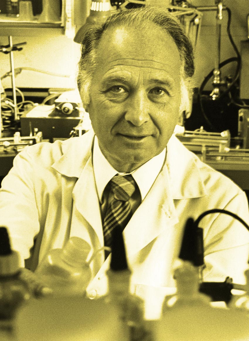 Gerold Grodsky in the lab.