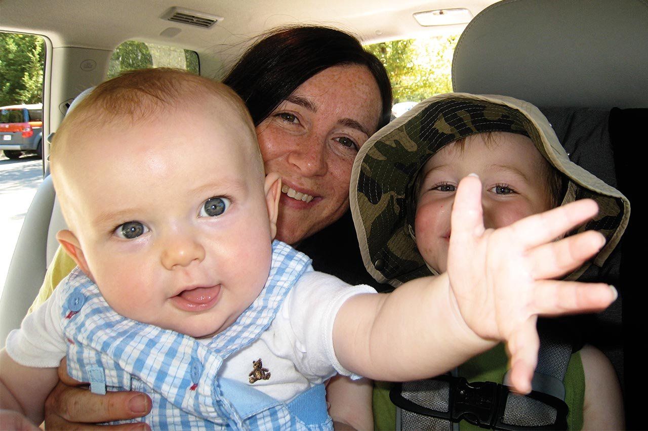 Harry Drake as a toddler with his mom and brother.