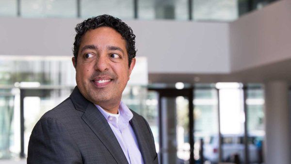 Headshot of Atul Butte.