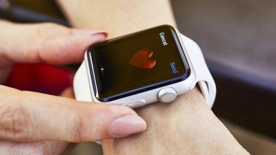 heart_apple_watch_1320x810.jpg