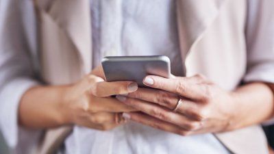 woman-smartphone.jpg