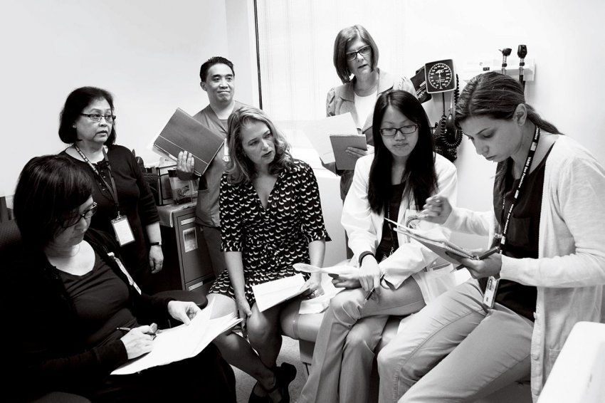 A group of nursing faculty and students.